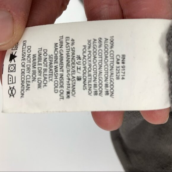 Men's A/X Armani Exchange V-neck  Grey Knit Button Up Vest size L - Picture 6 of 9